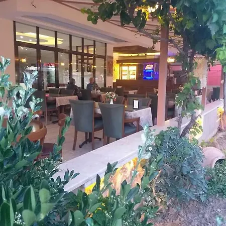 Hotel Atlantis *